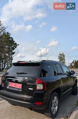 Внедорожник / Кроссовер Jeep Compass 2016 в 