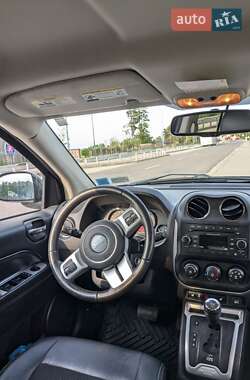 Внедорожник / Кроссовер Jeep Compass 2016 в 