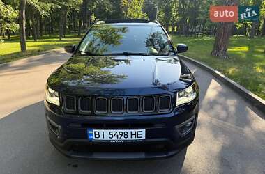 Внедорожник / Кроссовер Jeep Compass 2019 в 