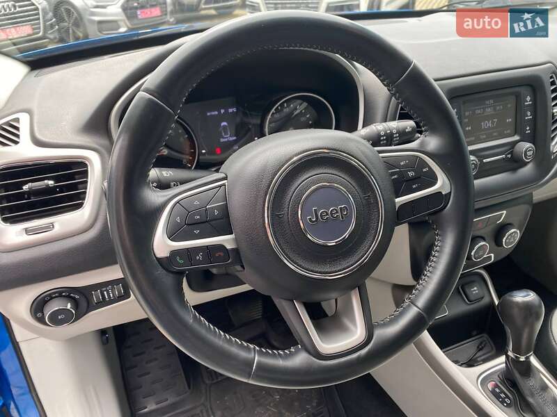 Внедорожник / Кроссовер Jeep Compass 2017 в Львове
