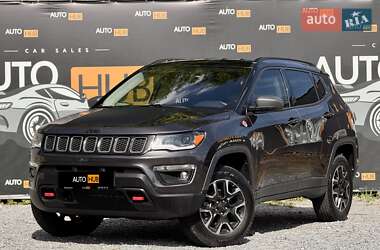 Внедорожник / Кроссовер Jeep Compass 2019 в 