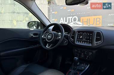 Внедорожник / Кроссовер Jeep Compass 2019 в 