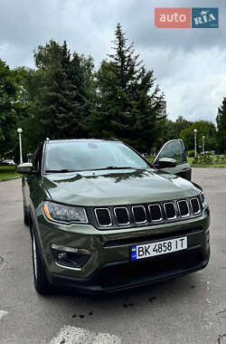 Позашляховик / Кросовер Jeep Compass 2019 в 