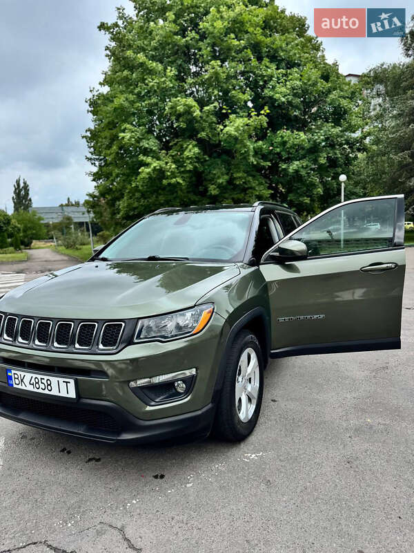 Внедорожник / Кроссовер Jeep Compass 2019 в Ровно