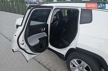 Внедорожник / Кроссовер Jeep Compass 2022 в 
