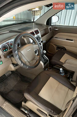 Внедорожник / Кроссовер Jeep Compass 2008 в 