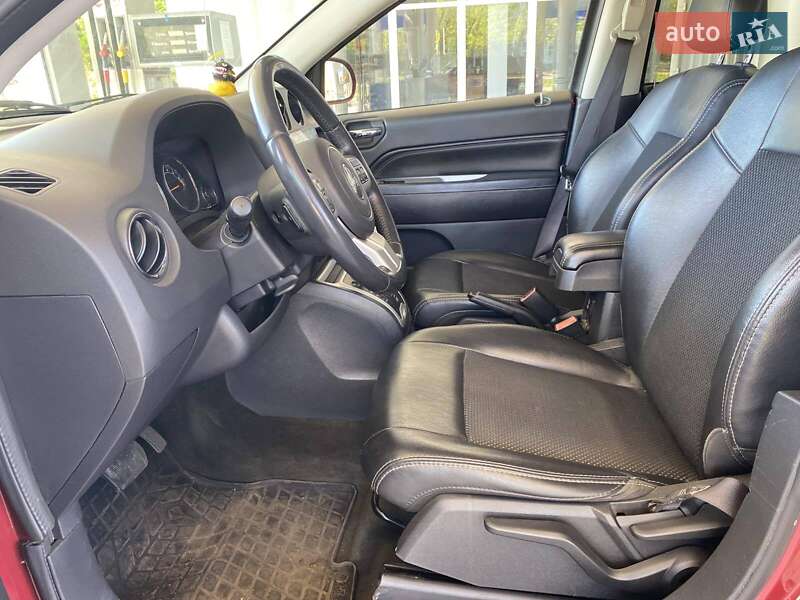 Внедорожник / Кроссовер Jeep Compass 2016 в Николаеве