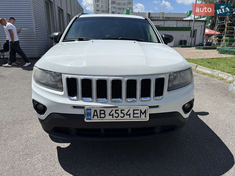 Внедорожник / Кроссовер Jeep Compass 2015 в Виннице