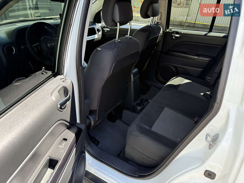 Внедорожник / Кроссовер Jeep Compass 2015 в Виннице