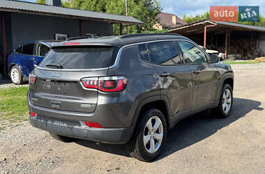 Внедорожник / Кроссовер Jeep Compass 2018 в 