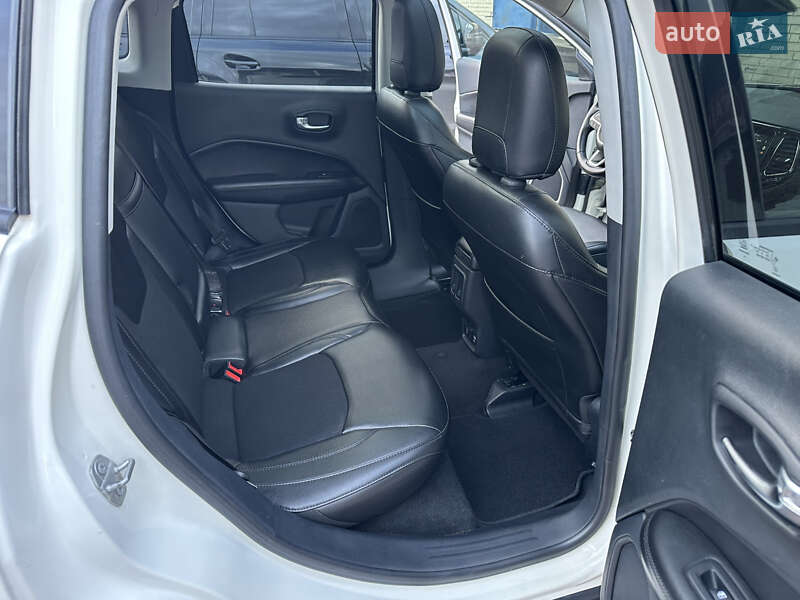 Внедорожник / Кроссовер Jeep Compass 2018 в Шостке