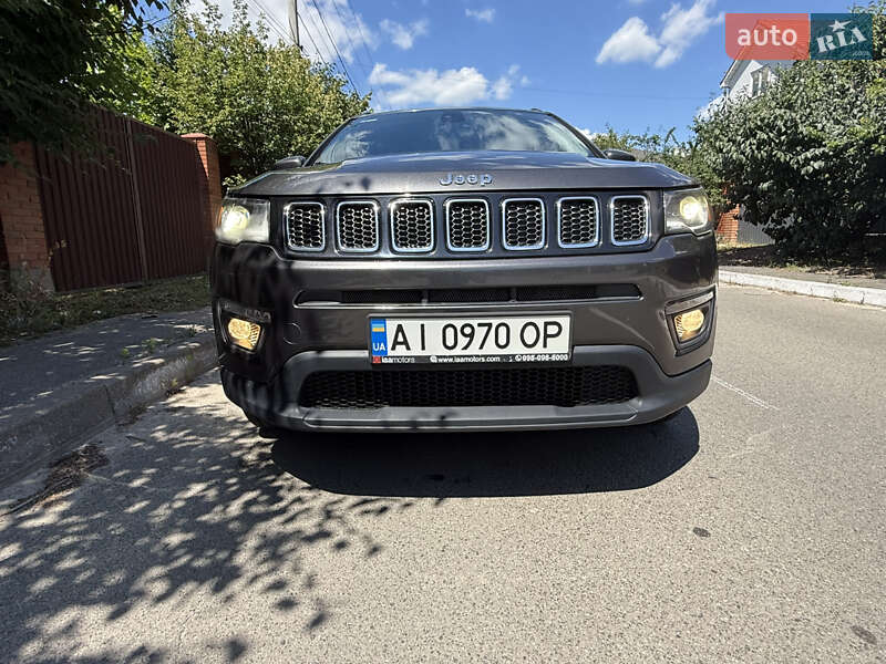 Внедорожник / Кроссовер Jeep Compass 2017 в Киеве