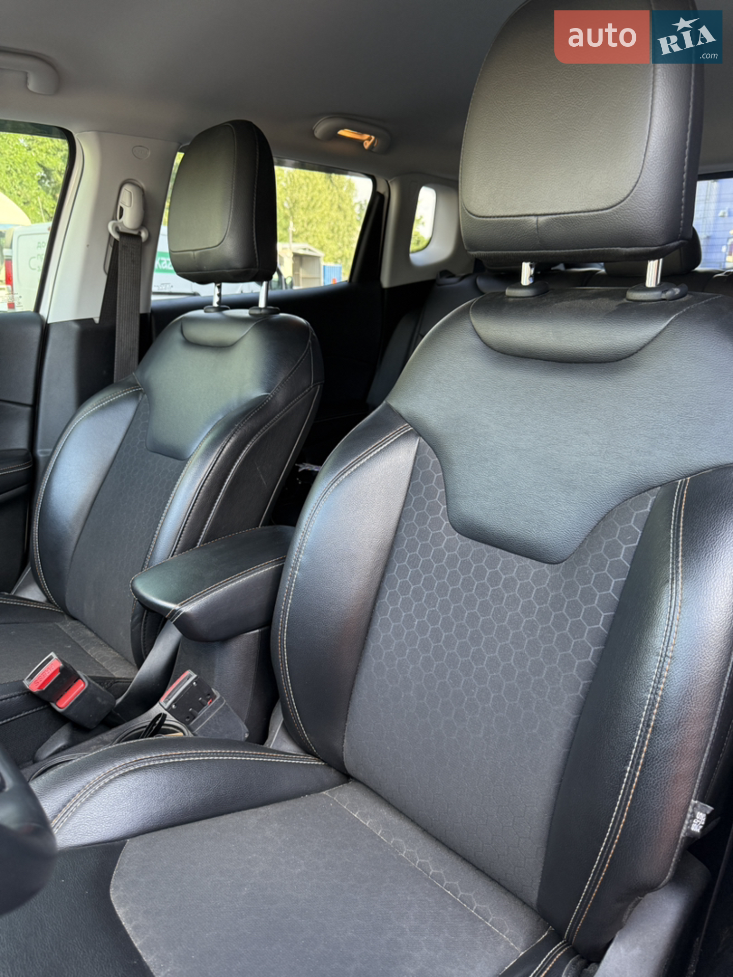 2018 Jeep Compass - мініатюра 17