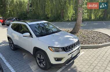 Внедорожник / Кроссовер Jeep Compass 2017 в 