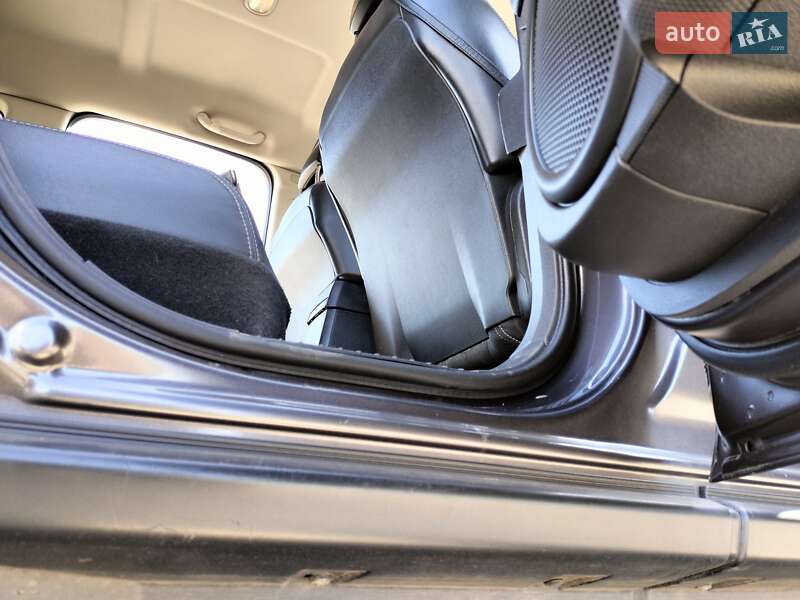 Внедорожник / Кроссовер Jeep Compass 2014 в Кривом Роге