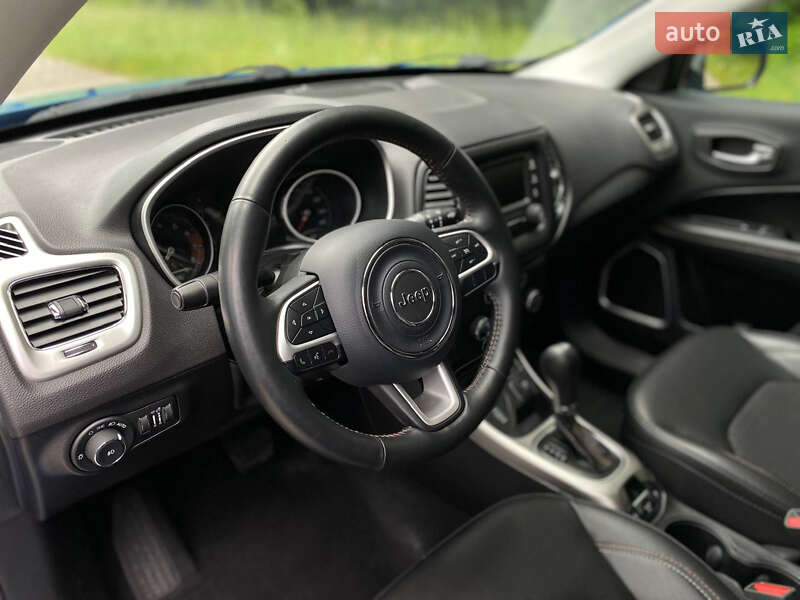 Внедорожник / Кроссовер Jeep Compass 2018 в Киеве