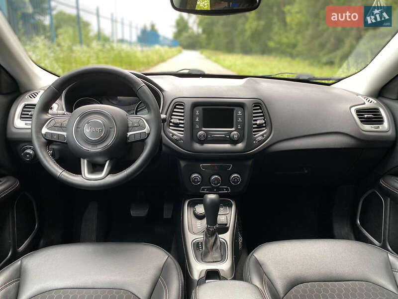 Внедорожник / Кроссовер Jeep Compass 2018 в Киеве