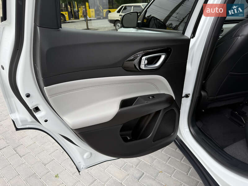 Позашляховик / Кросовер Jeep Compass 2024 в Полтаві фото 41 Позашляховик / Кросовер Jeep Compass 2024 в Полтаві