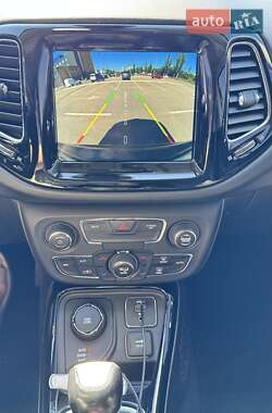 Внедорожник / Кроссовер Jeep Compass 2019 в 