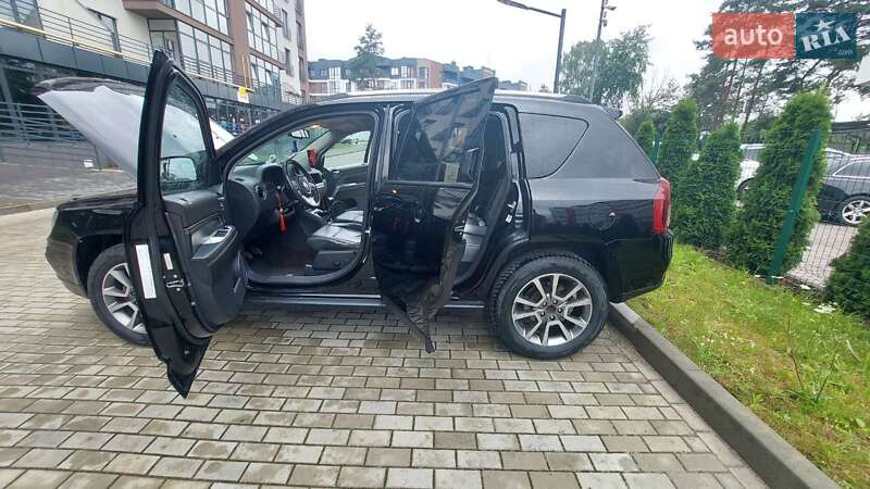 Внедорожник / Кроссовер Jeep Compass 2013 в Львове