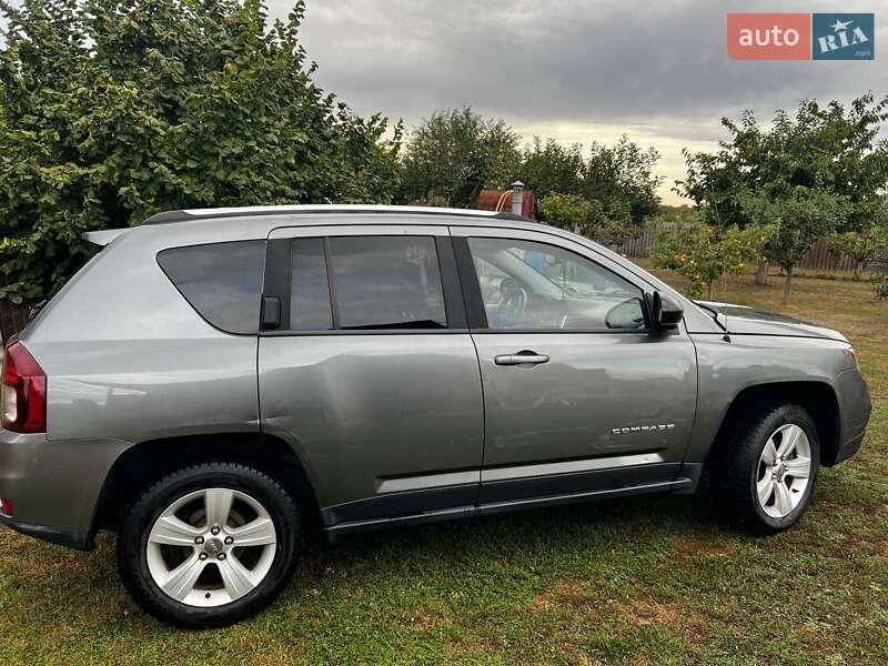 Позашляховик / Кросовер Jeep Compass 2013 в Києві фото 8 Позашляховик / Кросовер Jeep Compass 2013 в Києві