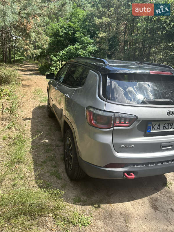 Внедорожник / Кроссовер Jeep Compass 2019 в Киеве