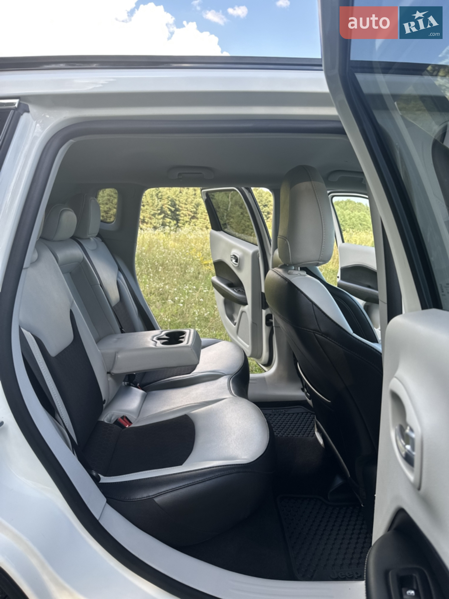 2019 Jeep Compass - мініатюра 16