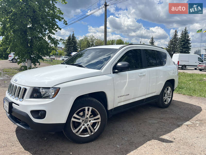 Внедорожник / Кроссовер Jeep Compass 2016 в 