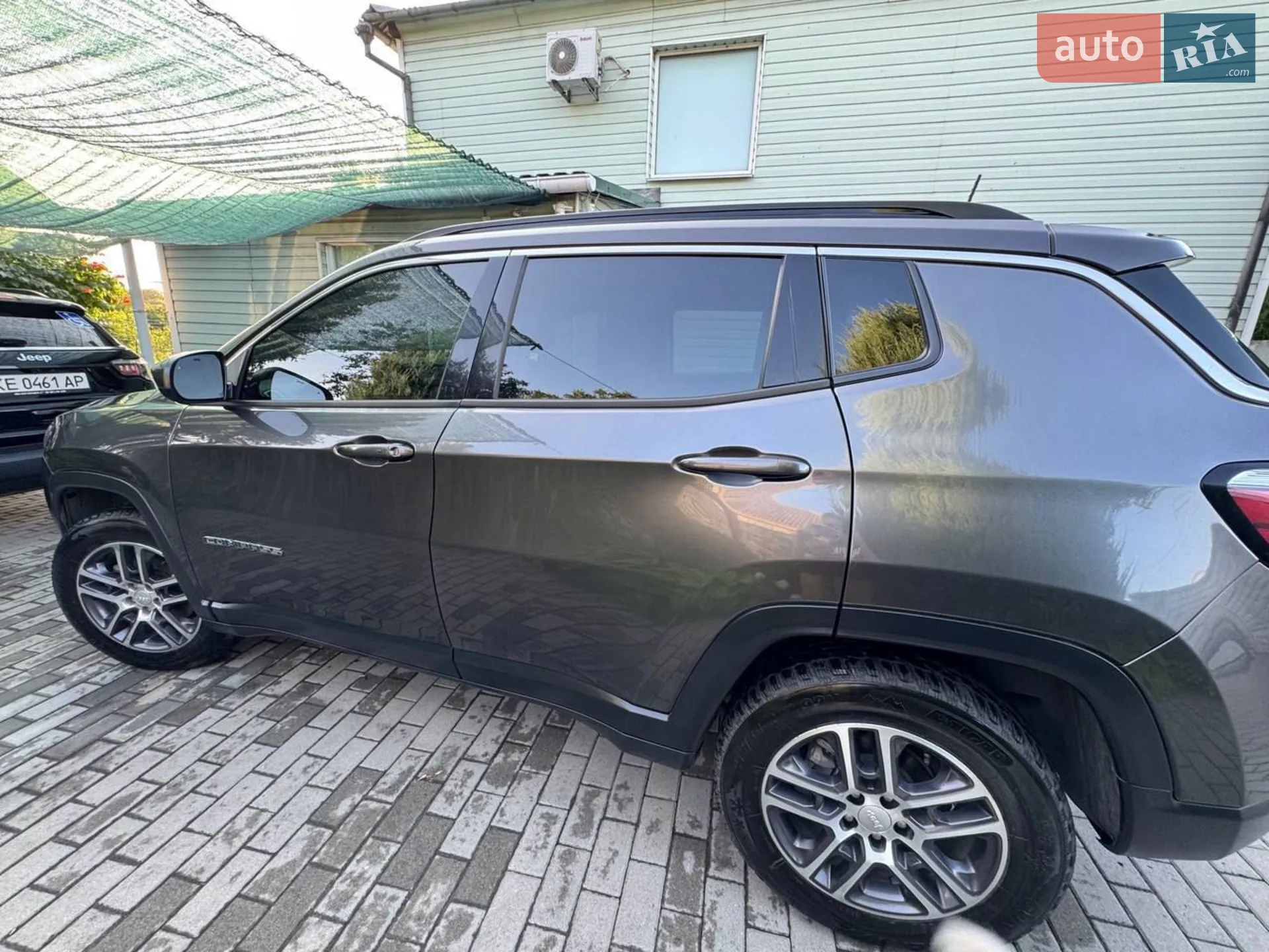 2017 Jeep Compass - мініатюра 2
