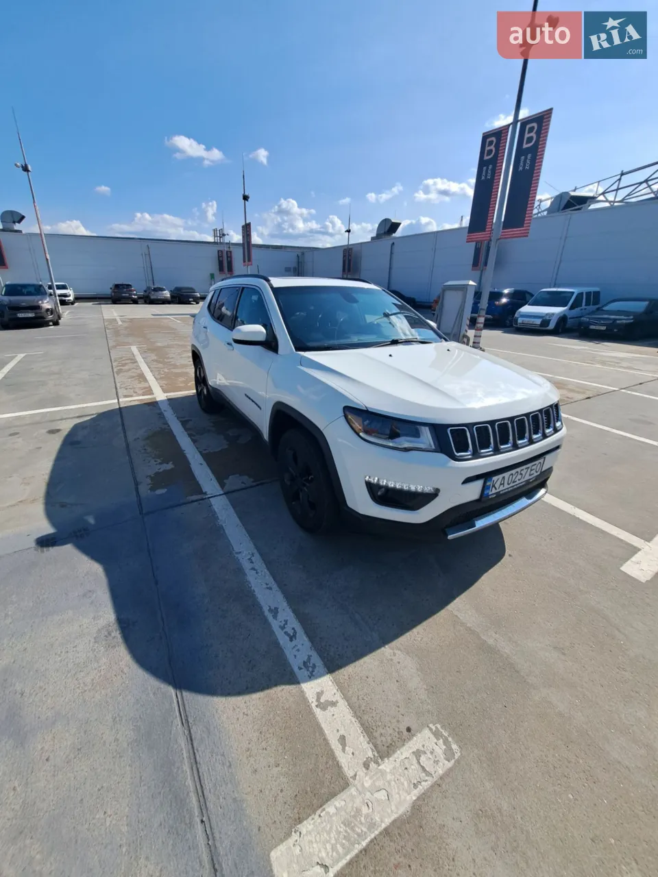 2016 Jeep Compass - мініатюра 13