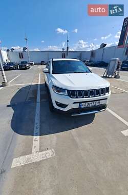 Внедорожник / Кроссовер Jeep Compass 2017 в 