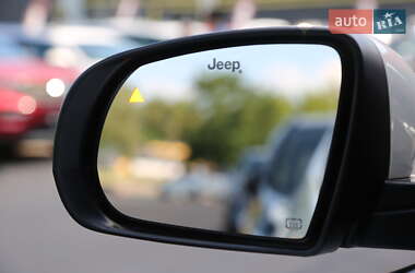 Внедорожник / Кроссовер Jeep Compass 2017 в 