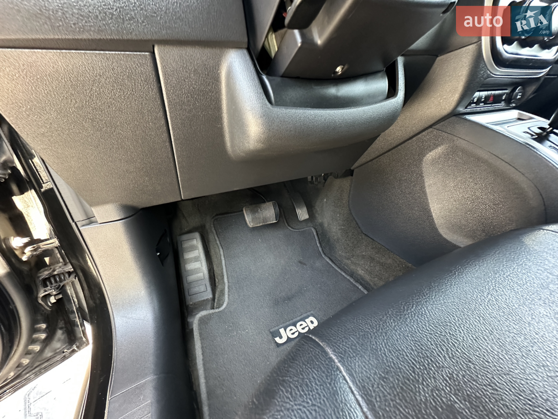 2016 Jeep Compass - мініатюра 18