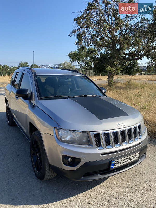 Внедорожник / Кроссовер Jeep Compass 2014 в Одессе фото 2 Внедорожник / Кроссовер Jeep Compass 2014 в Одессе