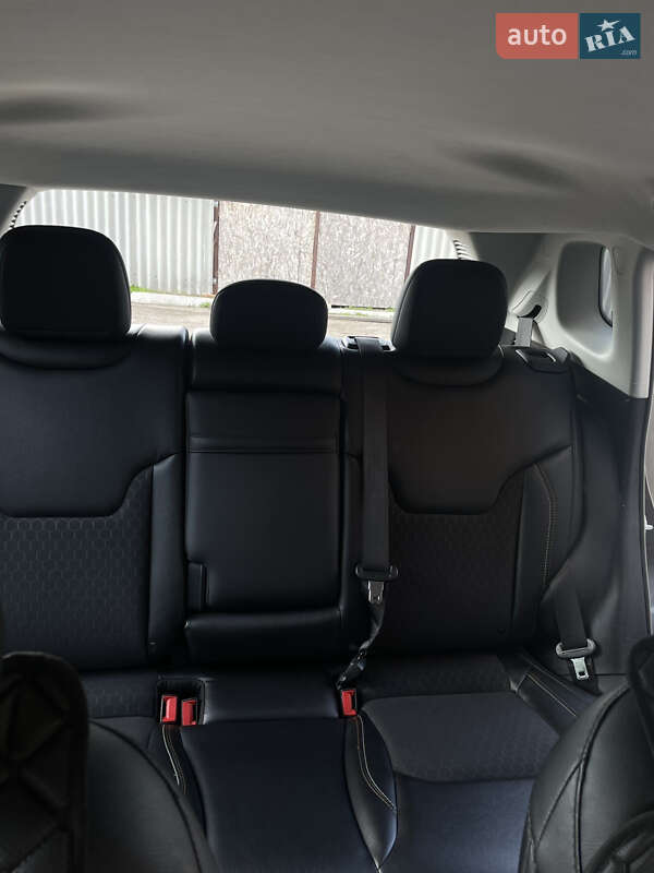 Позашляховик / Кросовер Jeep Compass 2018 в Ромнах фото 12 Позашляховик / Кросовер Jeep Compass 2018 в Ромнах