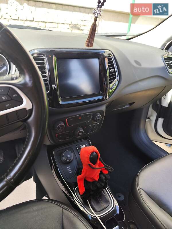 Внедорожник / Кроссовер Jeep Compass 2020 в Киеве