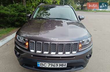 Внедорожник / Кроссовер Jeep Compass 2016 в 