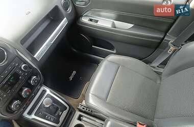 Внедорожник / Кроссовер Jeep Compass 2016 в 