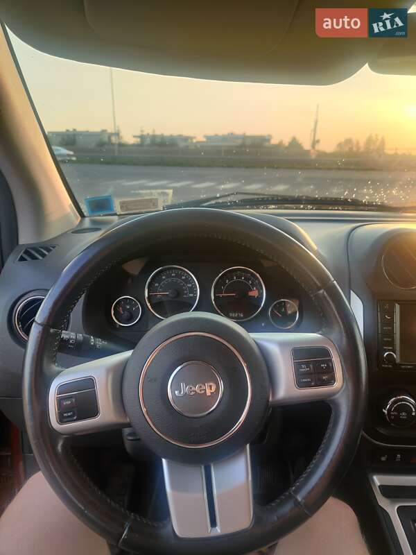 Внедорожник / Кроссовер Jeep Compass 2015 в Львове