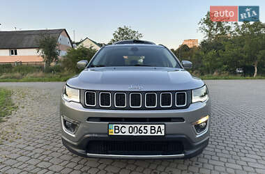 Внедорожник / Кроссовер Jeep Compass 2018 в 