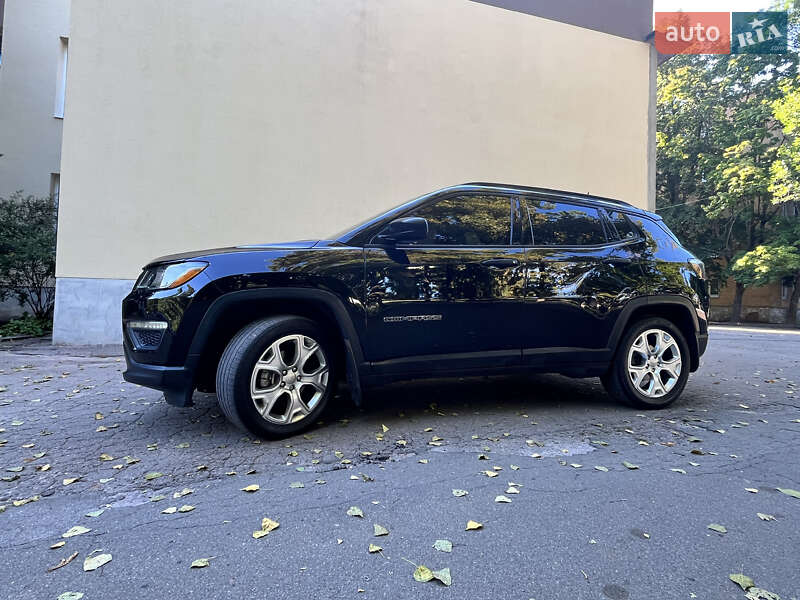 Внедорожник / Кроссовер Jeep Compass 2017 в Чернигове