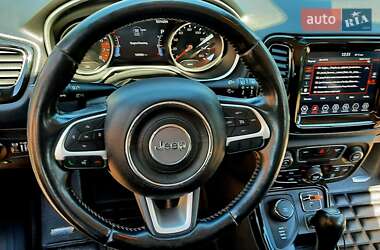 Внедорожник / Кроссовер Jeep Compass 2020 в 