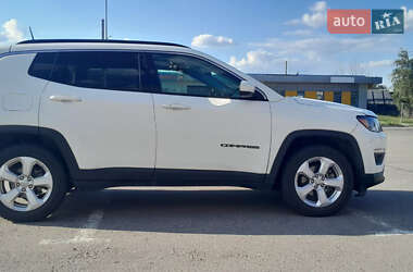 Внедорожник / Кроссовер Jeep Compass 2018 в 