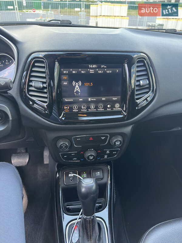 Внедорожник / Кроссовер Jeep Compass 2018 в Киеве