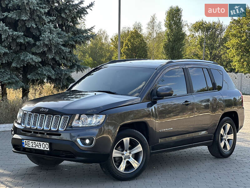 Внедорожник / Кроссовер Jeep Compass 2016 в Павлограде