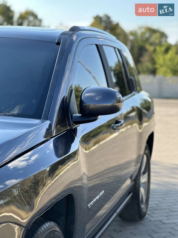 Внедорожник / Кроссовер Jeep Compass 2016 в Павлограде