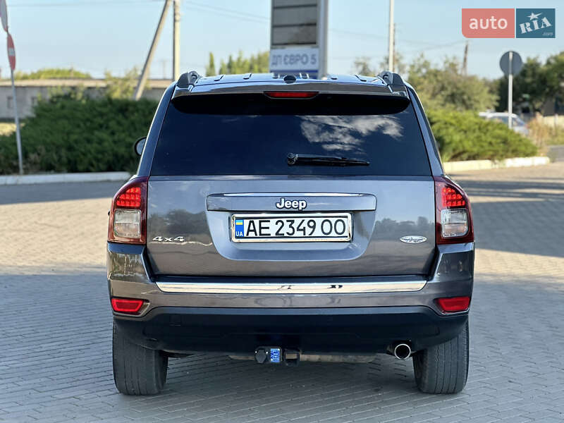 Внедорожник / Кроссовер Jeep Compass 2016 в Павлограде