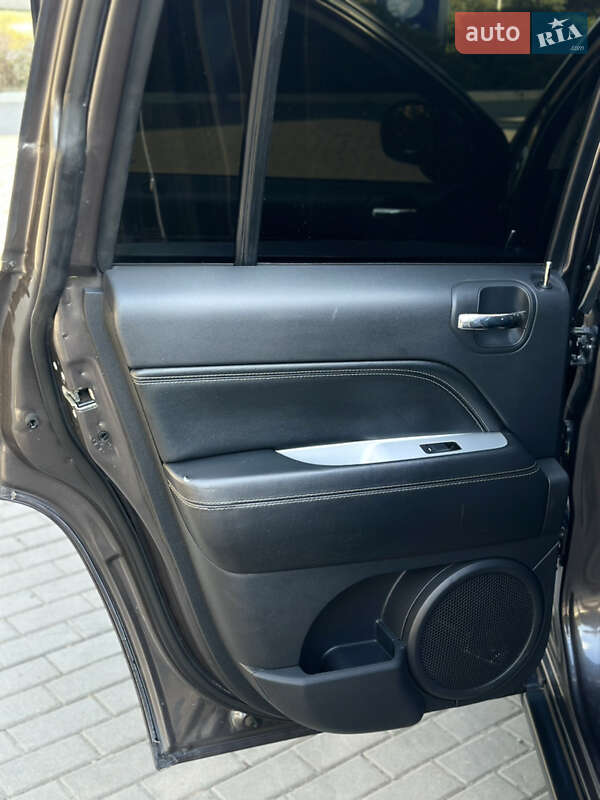 Внедорожник / Кроссовер Jeep Compass 2016 в Павлограде