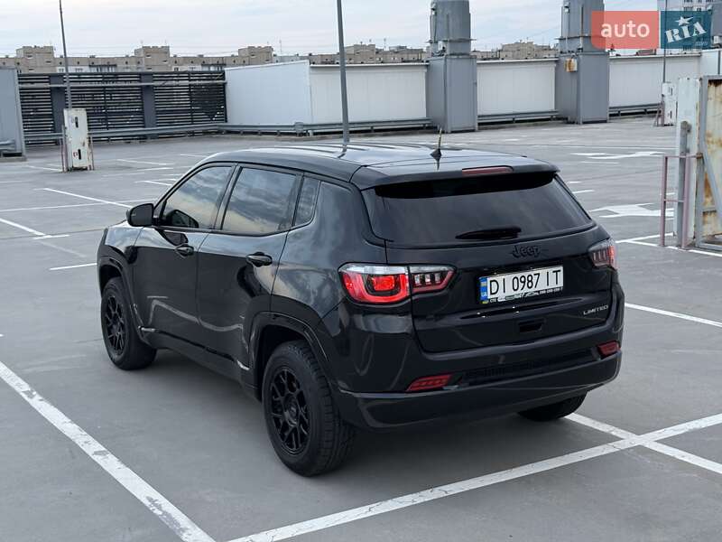 Позашляховик / Кросовер Jeep Compass 2018 в Києві