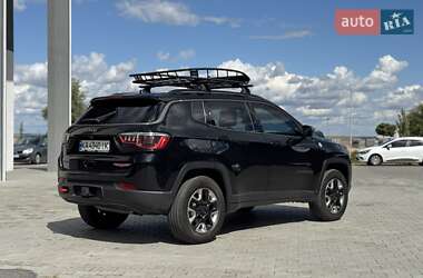 Внедорожник / Кроссовер Jeep Compass 2017 в 